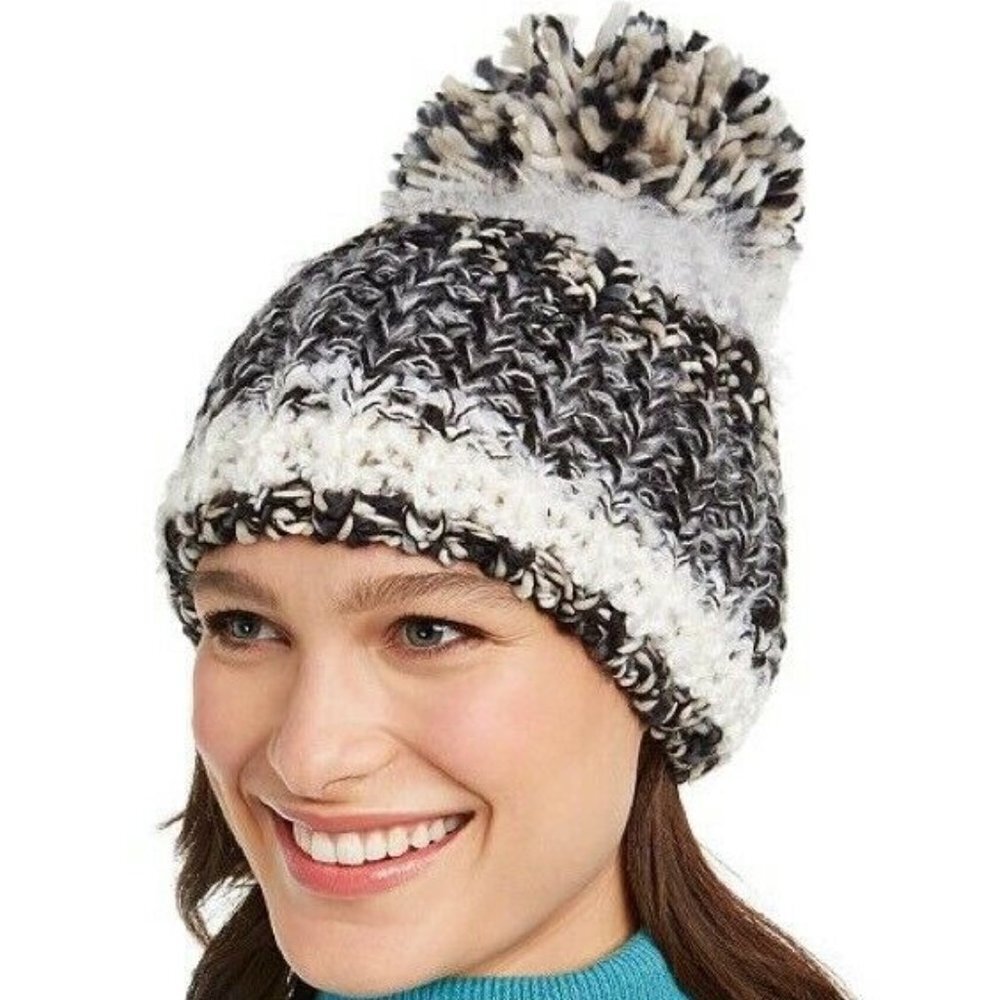 INC‎ Colorblock Mega Pom Beanie Hat Black 345